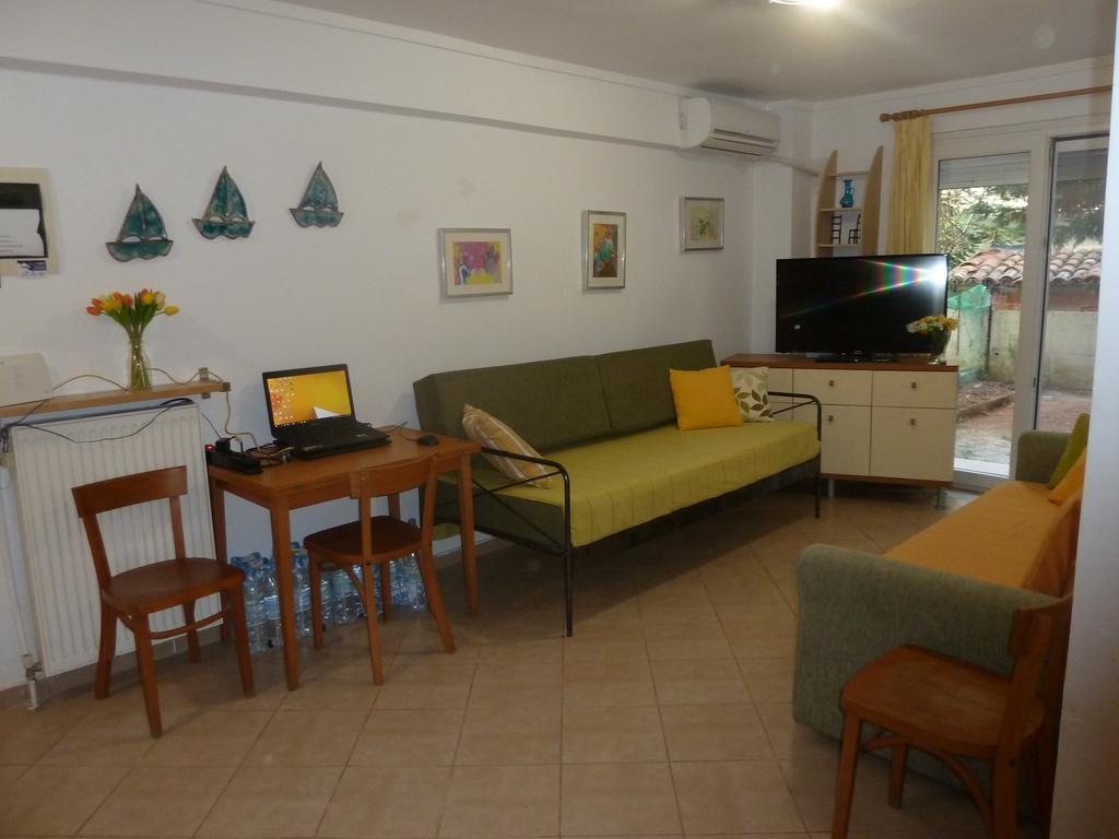 Seaside Apartment Thessaloniki Exterior foto